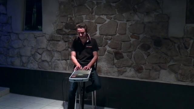 Hallelujah (Leonard COHEN) on Harpejji G16 by Mathieu Terrade. смотреть онлайн