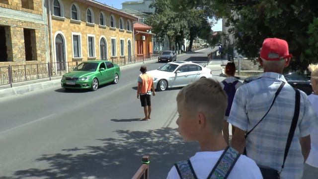 Крым. Россия облагораживает Старый Город Бахчисарая. смотреть онлайн
