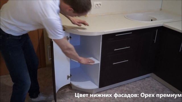 Угловая кухня с гнутыми фасадами смотреть онлайн