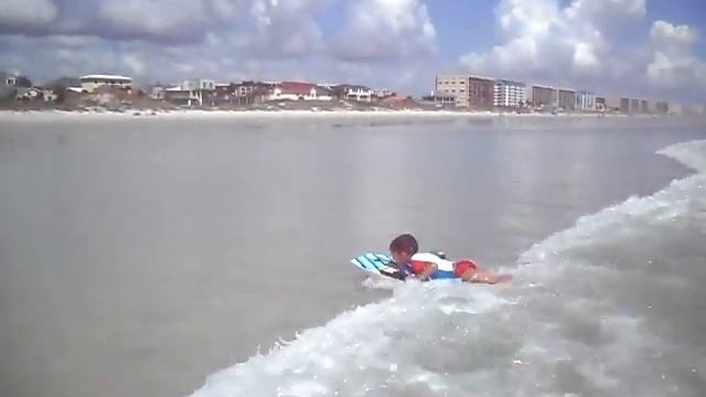 Daytona Beach - Henricky Surf 2011 смотреть онлайн