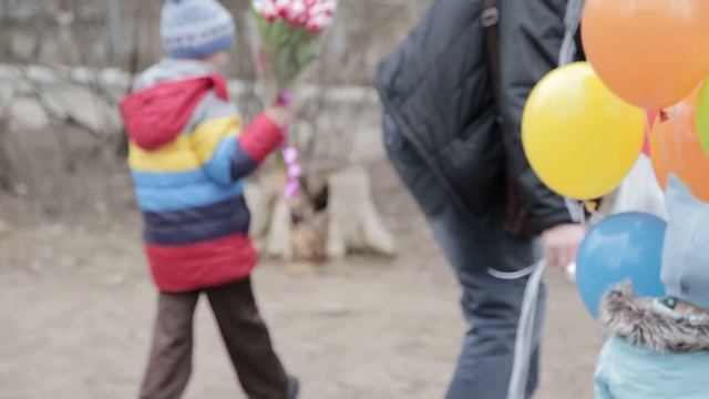 Сюрприз маме на 8 Марта смотреть онлайн