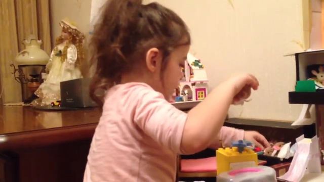 Марина Макеева Sylvanian Families Дом сильвашек, новая мебель смотреть онлайн