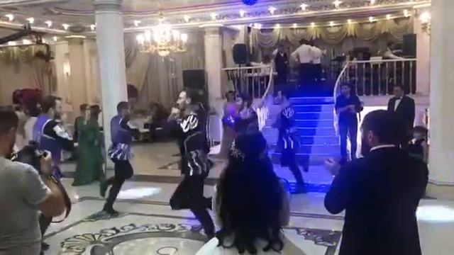 Армянский ансамбль «Nur Dance» - танец «Берд». Танцует мужской состав. 89268877344. Москва смотреть онлайн
