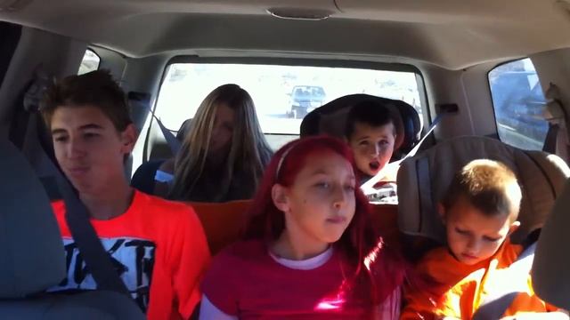 How kids react to Thriller смотреть онлайн