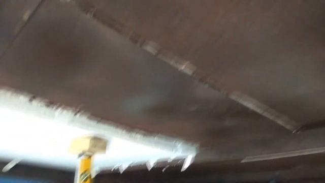 Утепление железного гаража. Используем воду для лучшей адгезии. смотреть онлайн