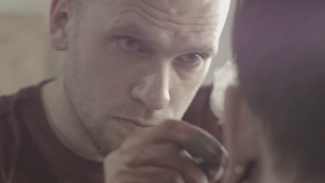 Как наносится грим. смотреть онлайн