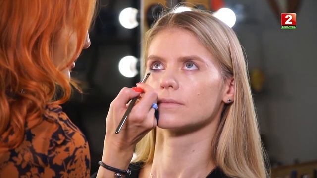 Преображение с Ольгой Томиной. Макияж 28: Smokey eyes смотреть онлайн