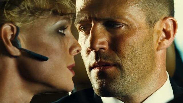 Transporter 2 - Lola licks Frank смотреть онлайн