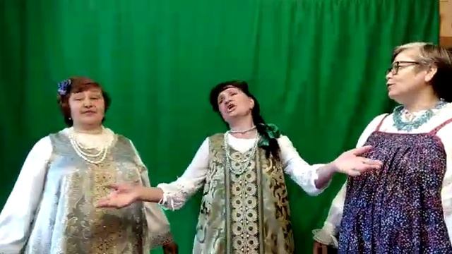 Пьянова Галина, Пейкер Галина, Решетникова Лилия - "У сотничка во дворе ", Русская народная песня смотреть онлайн