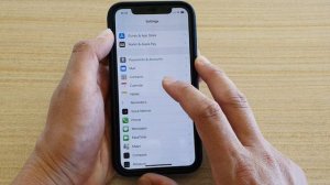 iPhone 11 Pro: How to Enable / Disable MMS Messaging in Messages | iOS 13