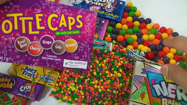 A Lot of Candy and A Lot of Gum Countdown смотреть онлайн