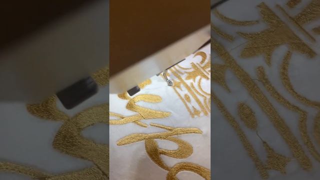 Вишивальная машина Джаноме memory craft 500E. Вишивка тігу. смотреть онлайн