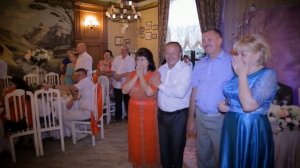 До слез! Сюрприз родителям от жениха и невесты! Молодожёны поют родителям! Песня жениха и невесты!
