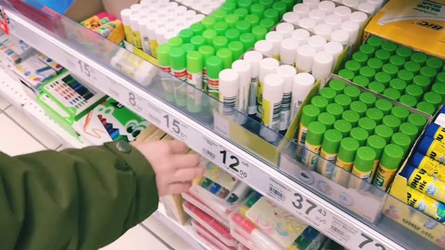 ВЫБИРАЮ ИНГРЕДИЕНТЫ ДЛЯ СЛАЙМА 🙌ОБЗОР и ЦЕНЫ в Ашане... смотреть онлайн