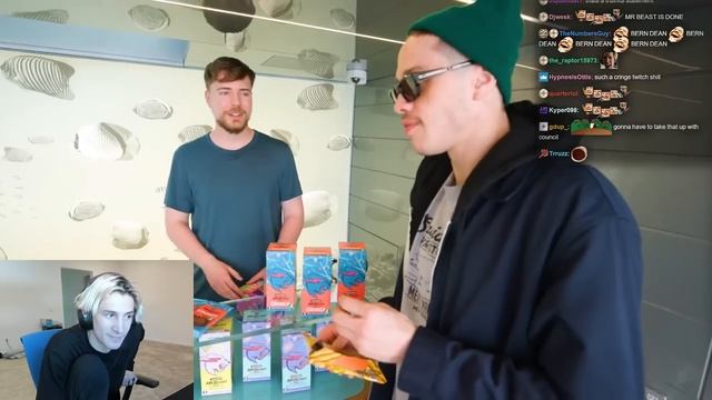 $1 Vs $1,000,000,000 Yacht! | XQc Reacts To MrBeast