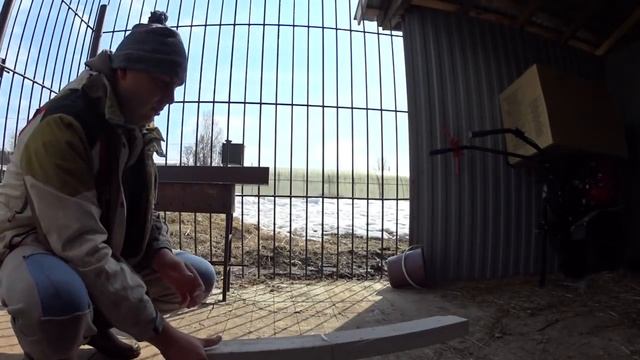 Эксперимент с газобетоном клеим на пену