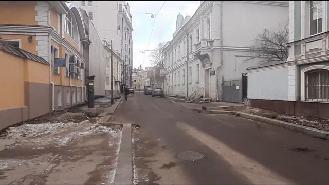 Москва. Прогулка по Лопухинскому переулку смотреть онлайн