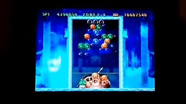 Thomas Schuwald spielt Puzzle Bobble Plus linke route смотреть онлайн
