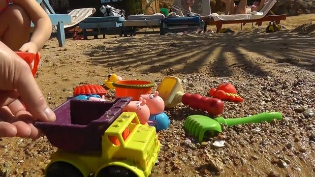 #Kids Show Египет По отелю На Самокате Купания на Море c Игрушками смотреть онлайн
