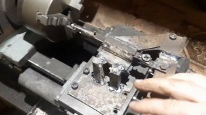 Приспособление для изготовления шпон паза