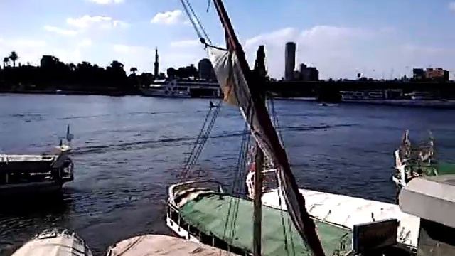 Egypt.Cairo.Nile traffic.Египет. Каир. Движение на Ниле. смотреть онлайн