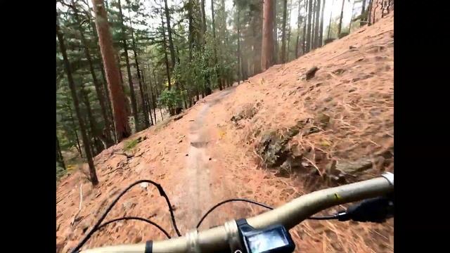Upper lynx down in Ashland Oregon (jumps) смотреть онлайн