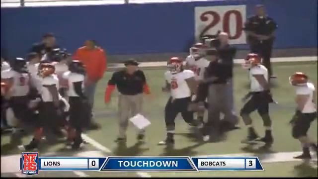 Refugio #2 Jaylen Mascorro 49yd QB Keeper TD смотреть онлайн