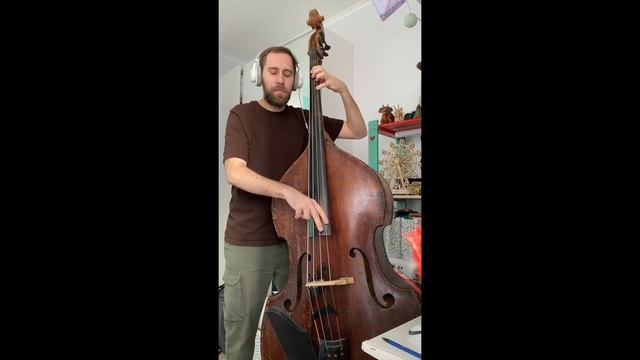 ЗАПИСЬ БАСА в песню "Fragile" #doublebass смотреть онлайн
