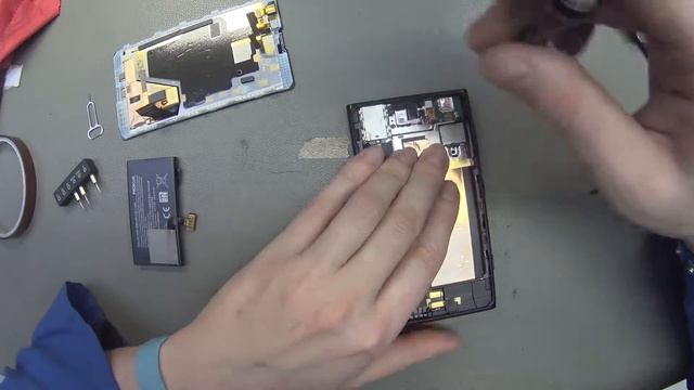 Nokia 1020 Disassembly/replace display modul смотреть онлайн
