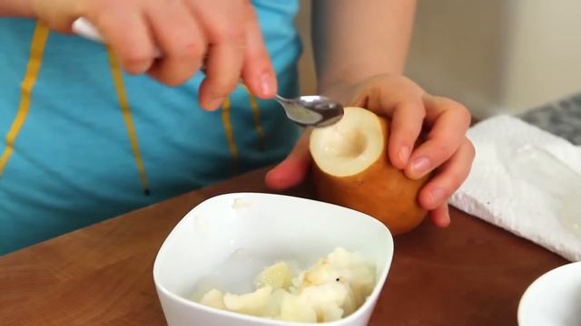 Korean Steamed Pears (Baesuk: 배숙) смотреть онлайн