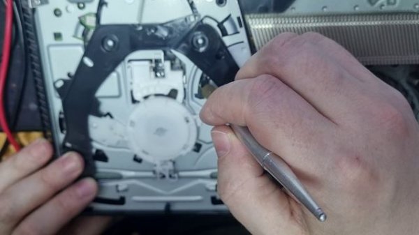 PS4 не читает диски