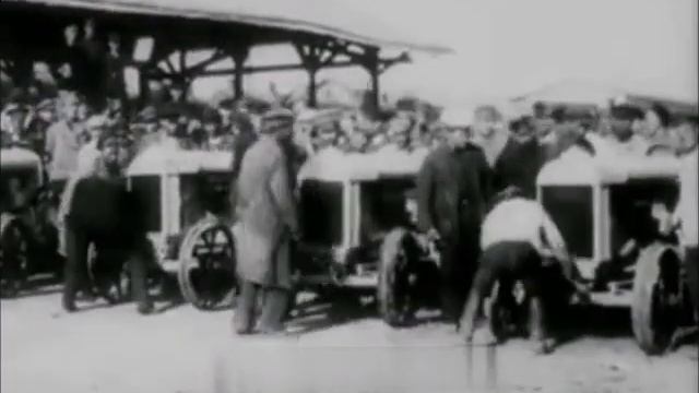 Fordson Model F трактор. В посылках из Америки (1922-1924). смотреть онлайн