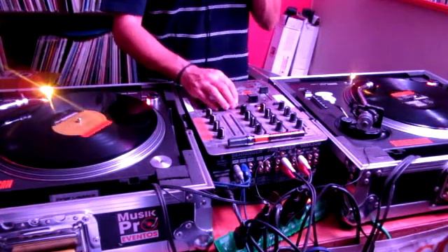 Vinyl DJ Set Techouse - OLDSCHOOL MUSIC