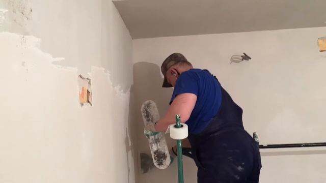 Шпатлевка стен. Обработка швов серпянкой. смотреть онлайн