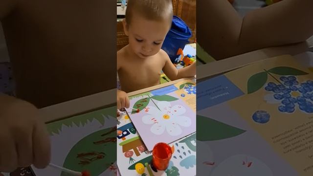 Рисуем ватной палочкой , занимаемся с ребёнком дома смотреть онлайн