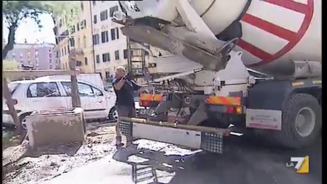 CRISI, A MARZO ESPLODE LA CIG, 520 MILA PERSONE IN CASSAINTEGRAZIONE смотреть онлайн