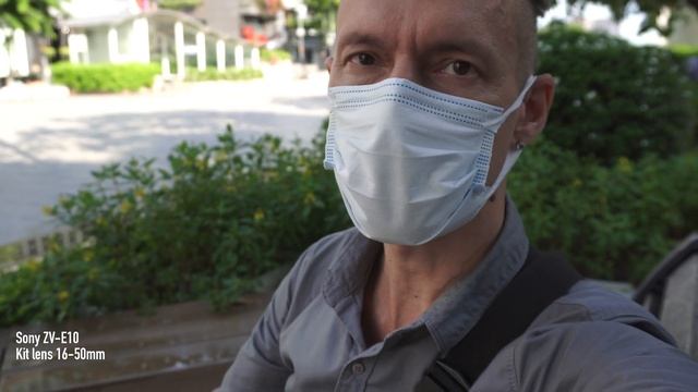 Sony ZV-E10 kit lens или Samyang 24mm f2.8 - какой выбрать объектив? смотреть онлайн