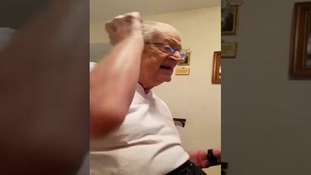 MY 98 YEAR OLD DAD'S REACTION WHEN HE FINDS OUT HOW OLD HE REALLY IS! (WARNING:FOUL LANGUAGE) смотреть онлайн