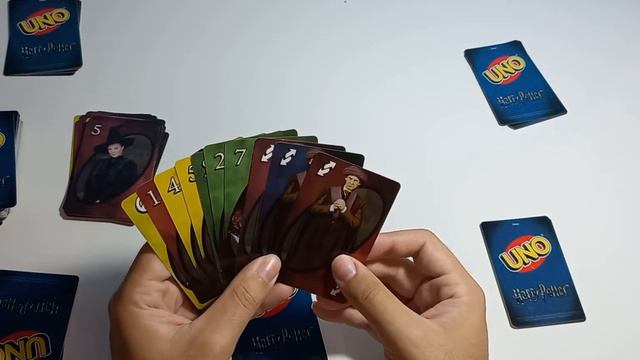 JOGANDO UNO HARRY POTTER (6 PESSOAS) смотреть онлайн