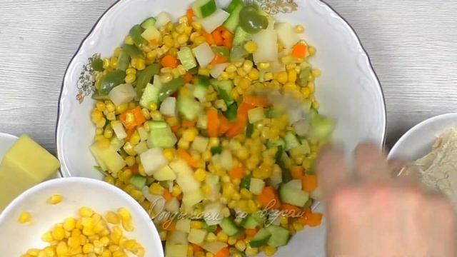 Салат с курицей и кукурузой без майонеза Видео рецепт смотреть онлайн