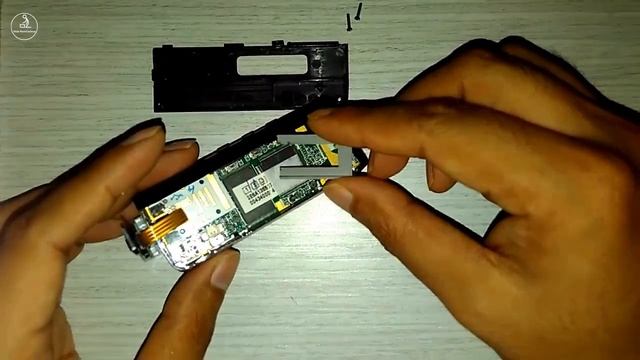 How to open Philips GoGear MP3 Player Part - 2 | SA1355/97 | 1GB | 2GB mp3player@StubBornCurious смотреть онлайн