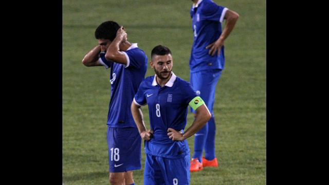 Τάσος Λαγός - Goal Απο Τη Σέντρα (10/09/14) смотреть онлайн