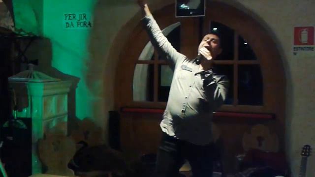 FAUSTO DAVID RIGHINI canta "DIRTY DEEDS DONE DIRT CHEAP" - COVER degli ACDC смотреть онлайн