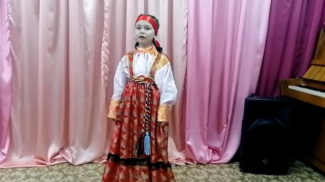 Народный вокал 7-8 лет Хозяинова Виктория смотреть онлайн