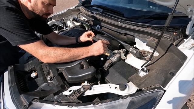 How to Replace a Mitsubishi Eclipse Cross Air Filter Tutorial (2017 on) смотреть онлайн