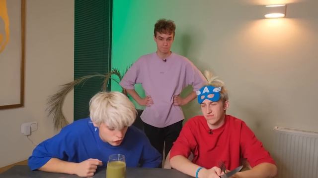 ПРОБУЕМ ЛЮБИМУЮ ЕДУ СУПЕР-ЗЛОДЕЕВ ! смотреть онлайн