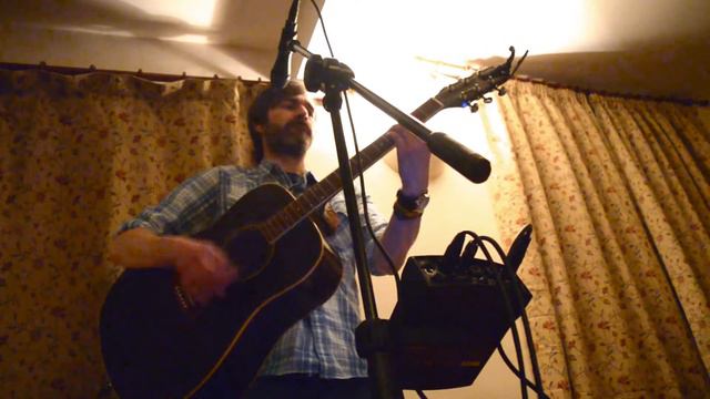 Mark Morriss from the Bluetones performing "Keep The Home Fires Burning", Llanymynech 6 March 2015 смотреть онлайн