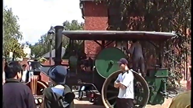 Paddles, Traction and Rails, All the Rivers Run 20 Years Event Part 1 смотреть онлайн