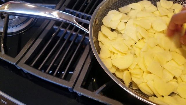 First Time Cooking With Hexclad Cookware/ Готовим на HexClad в первый раз