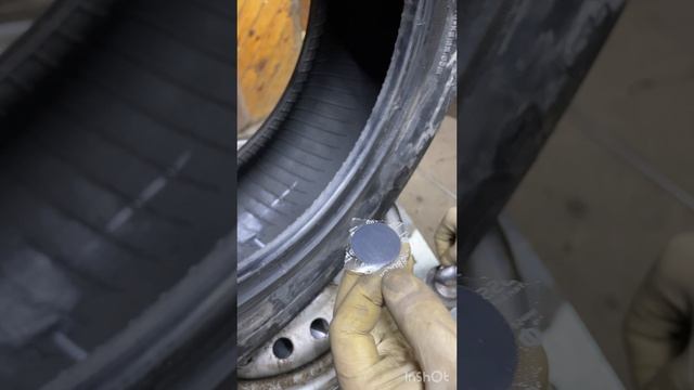 Ремонт колеса своими руками за 2 минуты, 4К видео. Repair the wheel with your own hands in 2 minutes смотреть онлайн